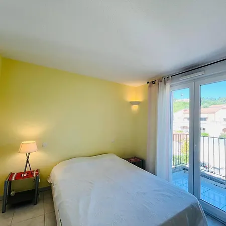 4 Pieces Avec Terrasse, Proche Plage, Garage Privatif, Linge Inclus - Fr-1-63-364 Apartman *