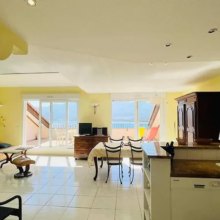 Apartman 4 Pieces Avec Terrasse, Proche Plage, Garage Privatif, Linge Inclus - Fr-1-63-364